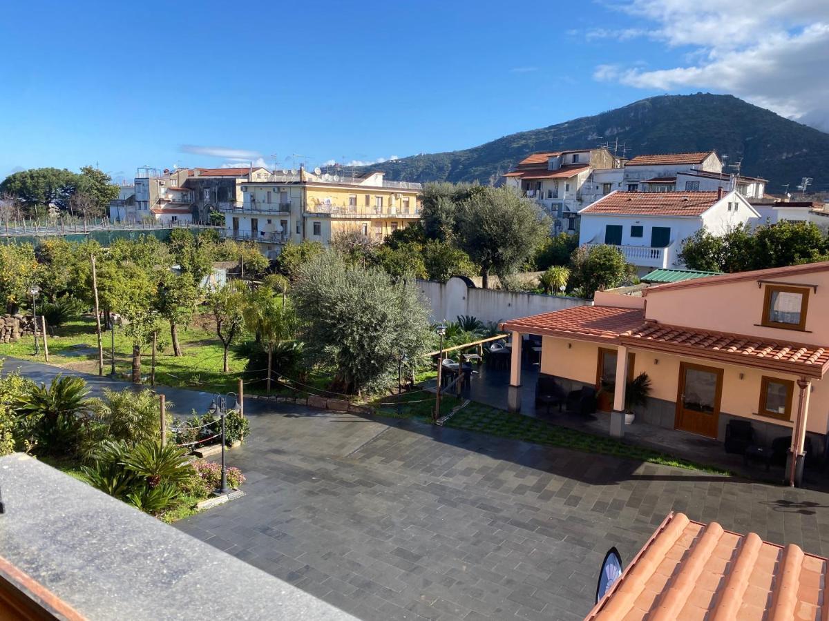 Villa Emanuel Sant'Agnello Esterno foto